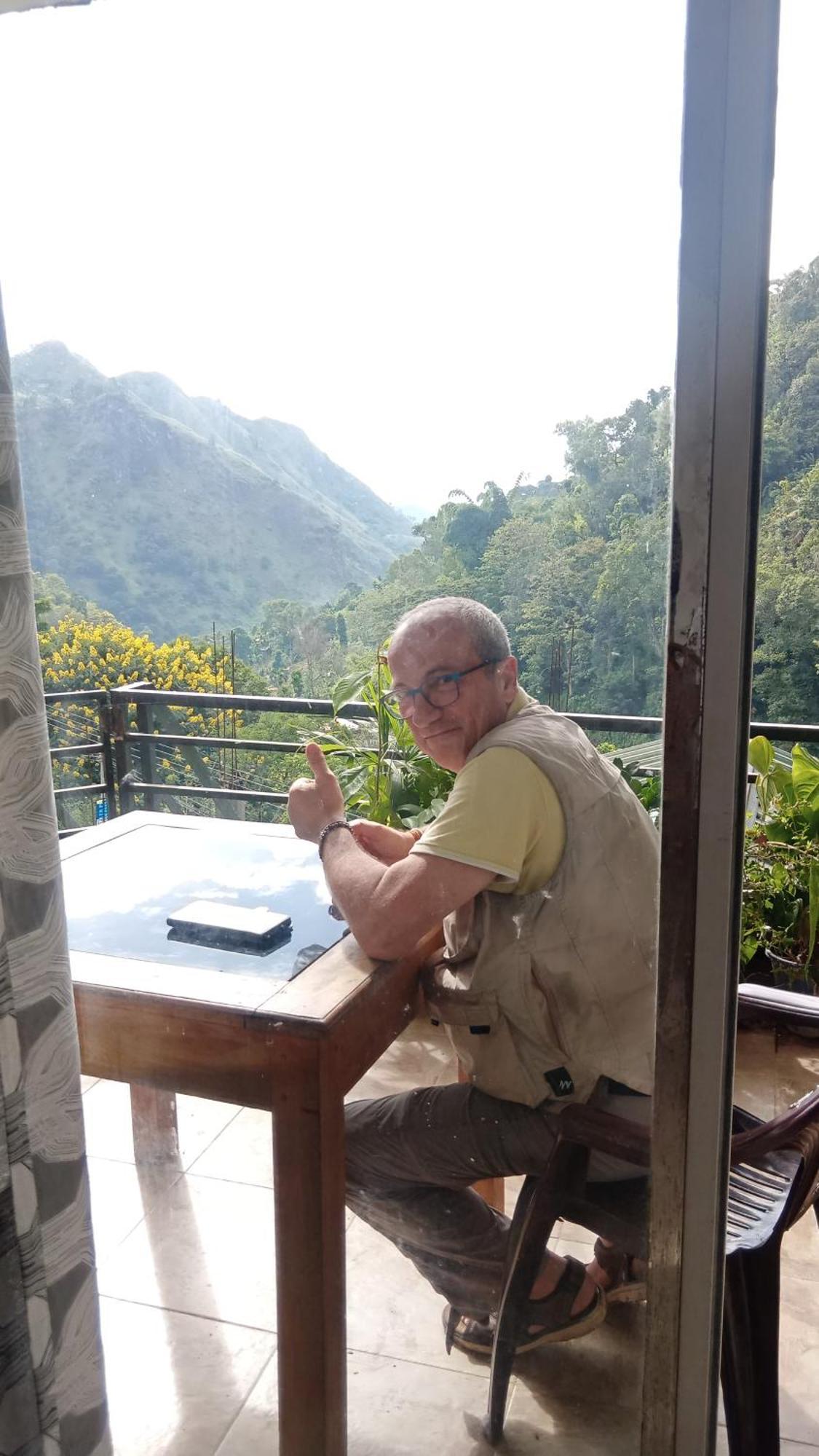 Ella Lucky Panoramic Hotel Luaran gambar