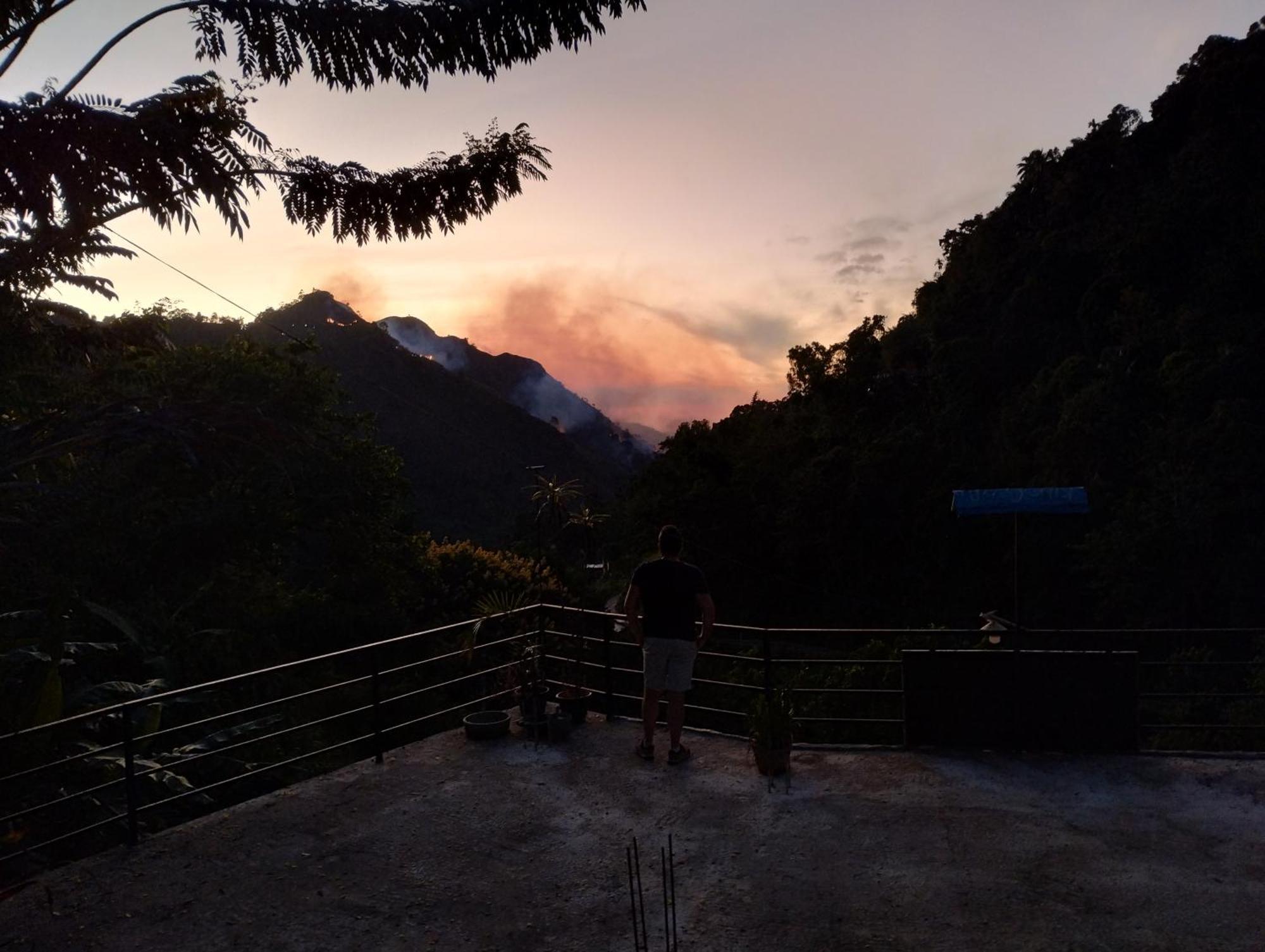 Ella Lucky Panoramic Hotel Luaran gambar