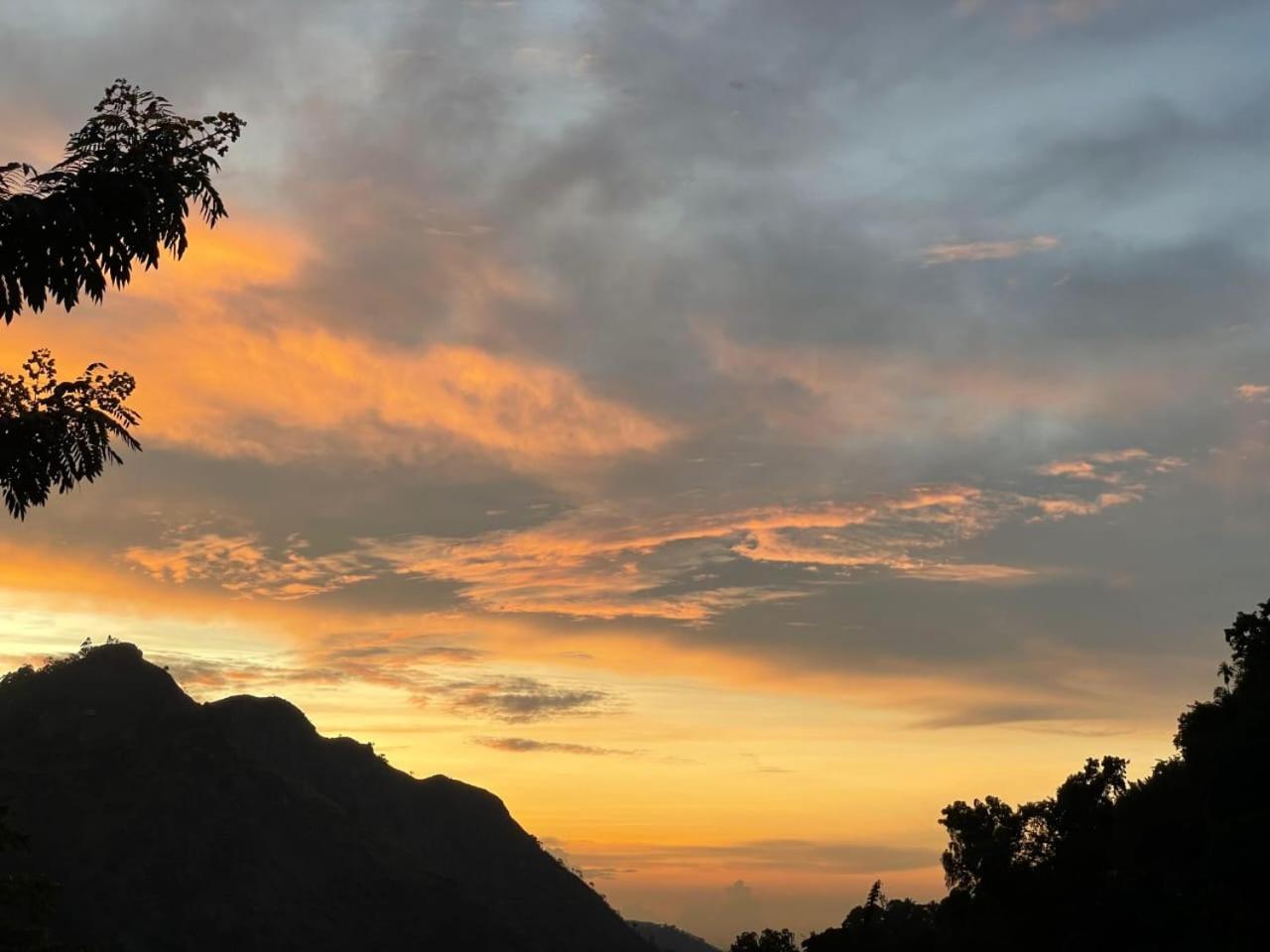 Ella Lucky Panoramic Hotel Luaran gambar